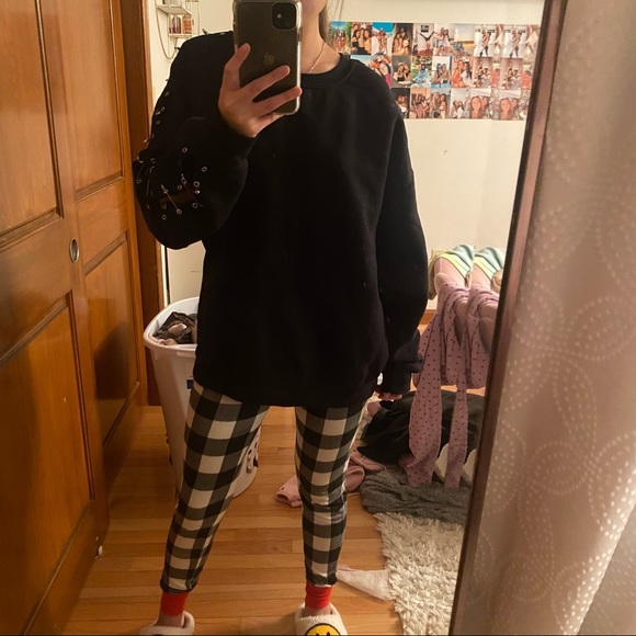 LF safety pin sweatshirt - Picture 7 of 8